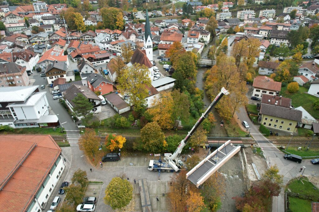 Luftbild-Schlierachbruecke